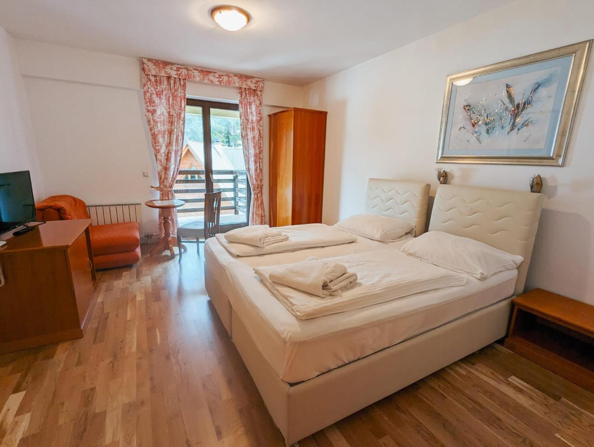 Hotel Pahuljica Vlasic Εξωτερικό φωτογραφία